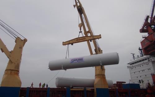 Intertransport GRUBER Complete Loading of 4 Cryogenic Tanks