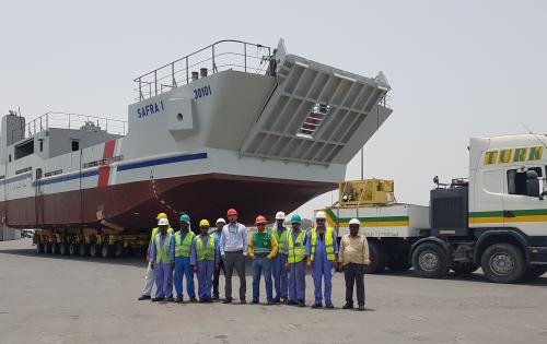 Impressive Movement of Massive Landing Craft by Turk Heavy Transport