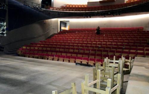 Jacky Line Handle Complex Project for Prestigious Theatre