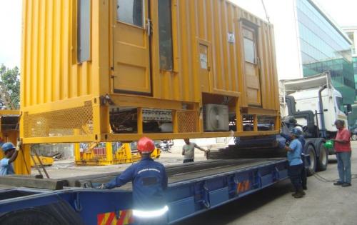 JS World Freight Complete Land Transport of Oil & Gas Equipment