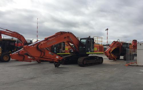 Westlink Logistics Manage Transport of Earth Moving Machines