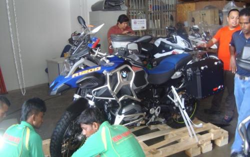 JS World Freight Distributor Assists in BMW Motorbike Trip to South Korea