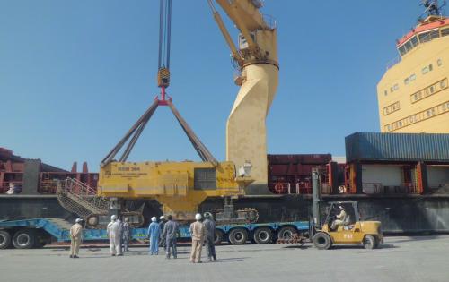 WSS Ship 3 Surface Miners from Oman and the UAE to Bahrain