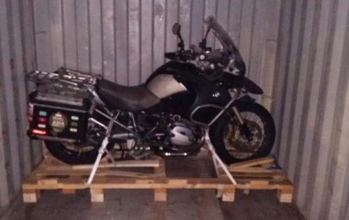 JS World Freight Handle Another Shipment of Motorbikes