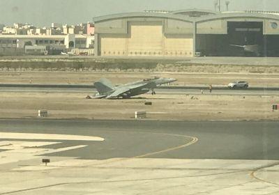 Turk Heavy Transport Remove Crashed F-18 in Bahrain