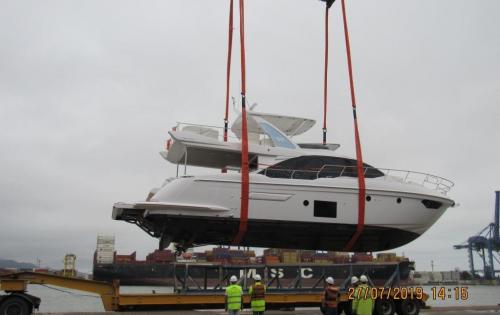 DC Logistics Brasil Handle 56' Yacht