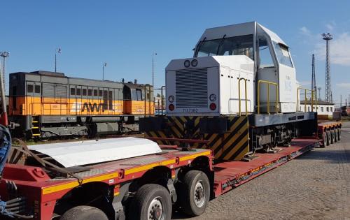 Livo Logistics Executes Road Transportation of Diesel Locomotive