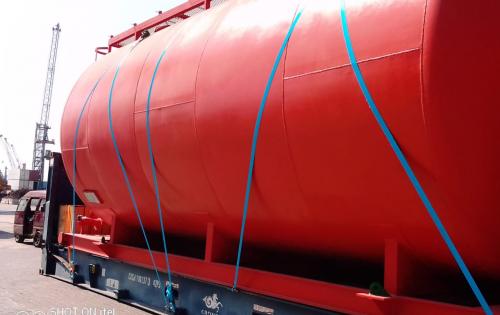 First Global Logistics with Transport of OOG Oil Tanks