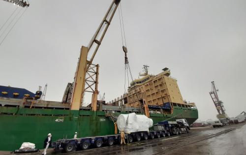 Fortune Italy Load Heavy Lift Cargo at Marghera