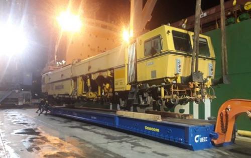 Element International Completes Movement of Locomotive