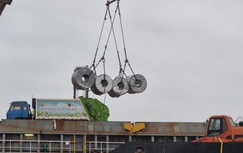 Star Shipping Discharging Cargo at Karachi Port