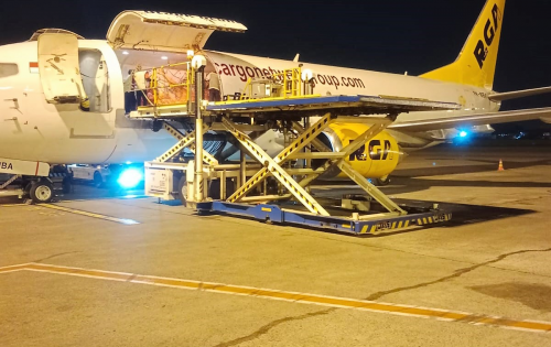 Royal Logistics Handle Air Cargo for Tangguh Expansion Project