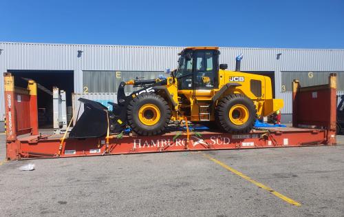 Alphatrans Perform Delivery of JCB Wheel Loaders to Ukraine