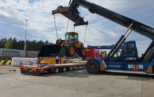 Alphatrans Perform Delivery of JCB Wheel Loaders to Ukraine