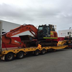 Westlink Logistics Manage Transport of Earth Moving Machines